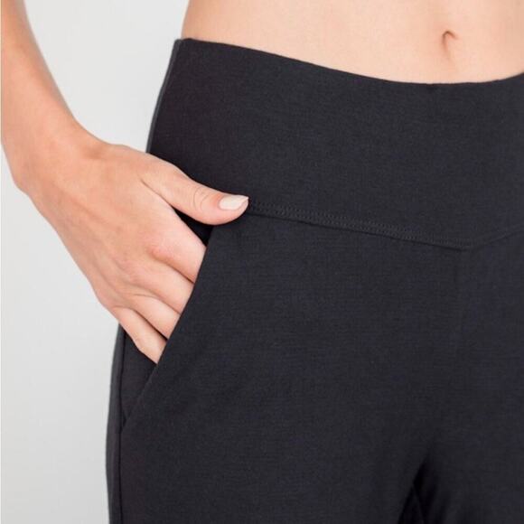 Lunya Cool High Rise Pants Sz XL Black - Picture 7 of 7